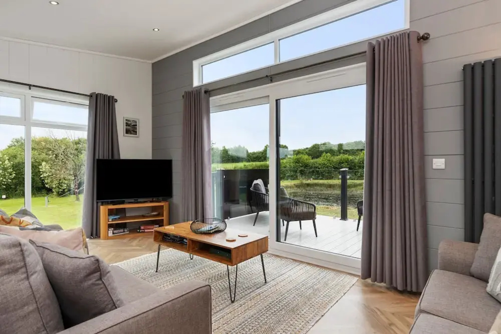 The Duck Pond - Countryside Hot Tub