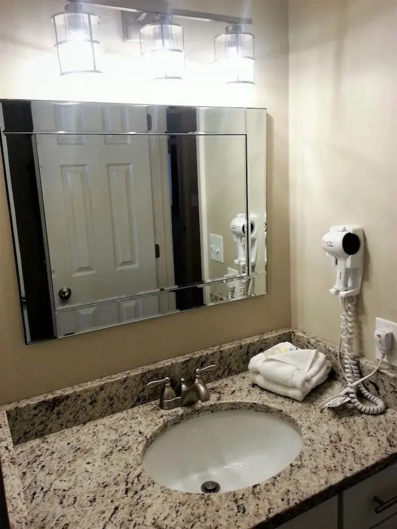 Sunbird Beach Resort by Panhandle Getaways