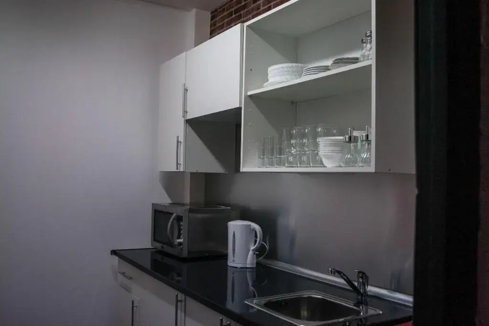 Olé Backpackers Hostel