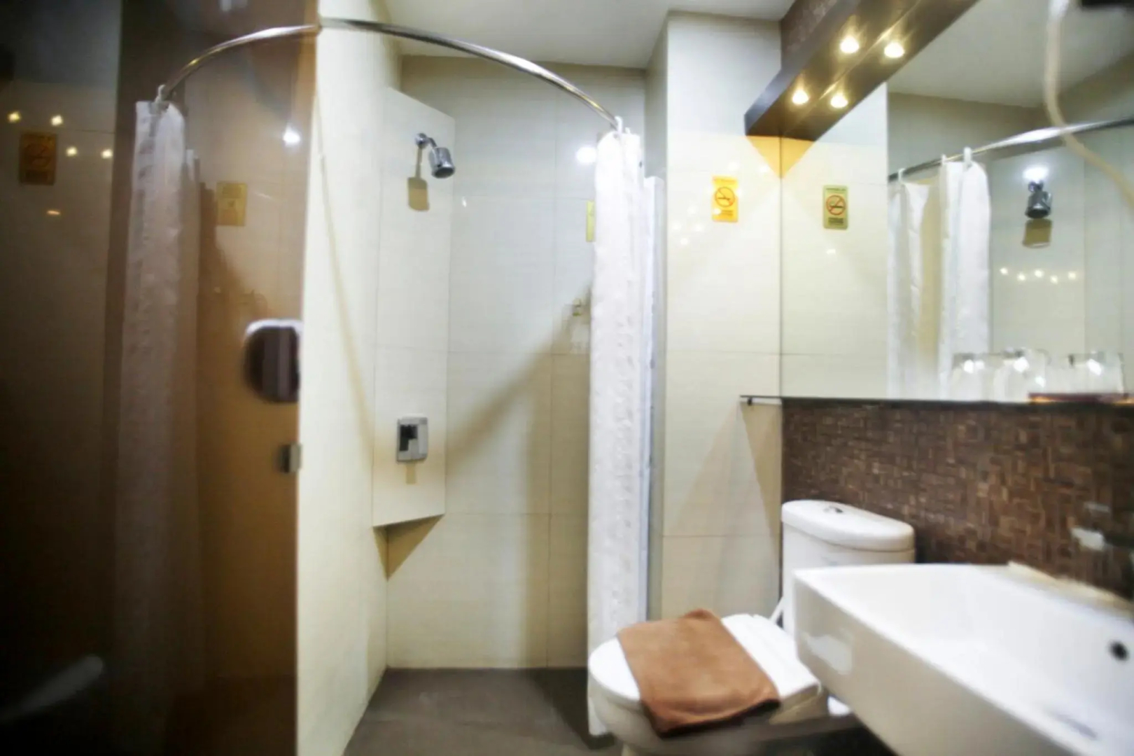 Favor Hotel