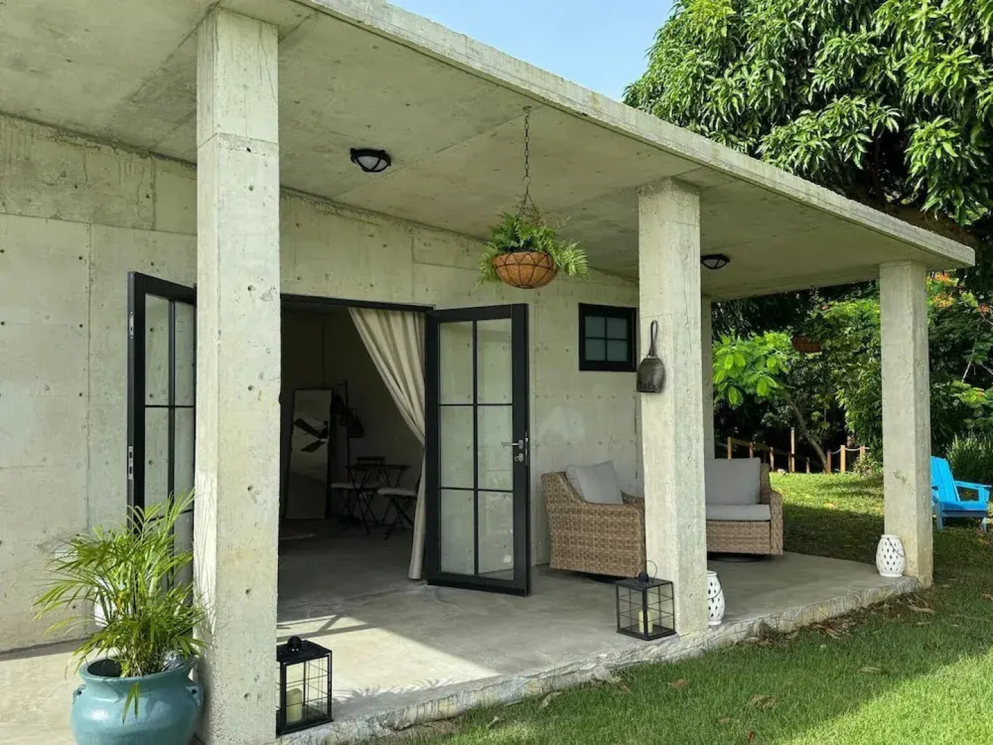 The Serene House Bed & Breakfast