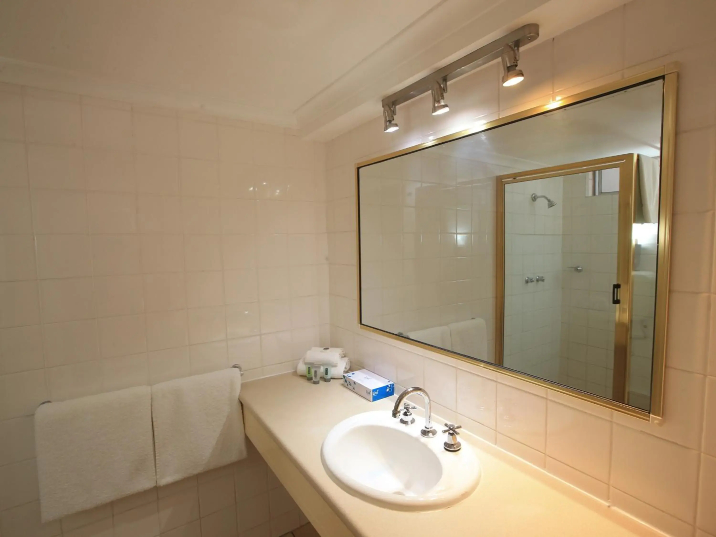 Stay at Alice Springs Hotel
