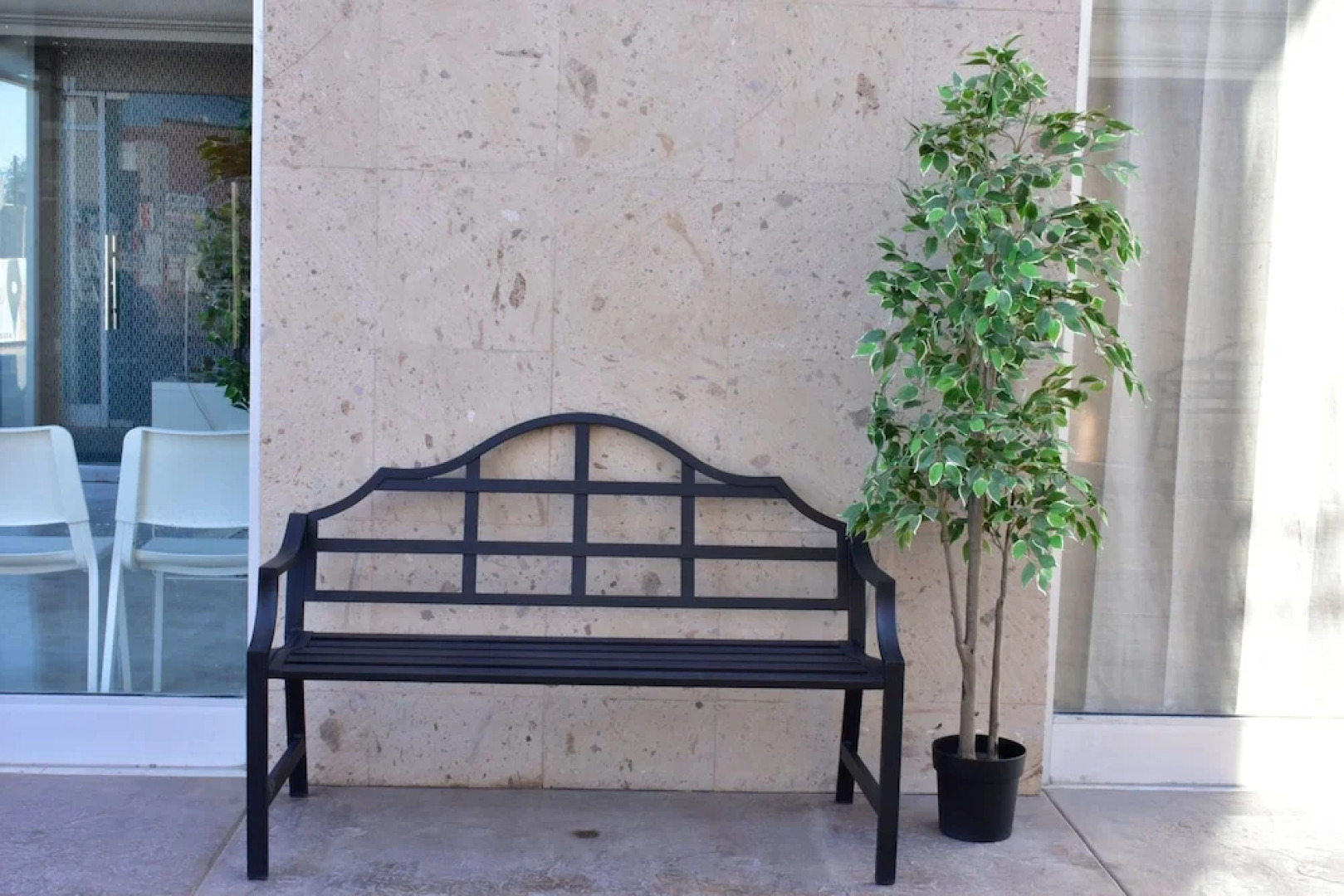 California Comfort and Suites