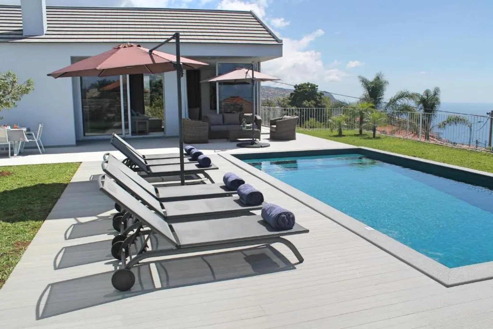 Luxury Calheta Villa Casa Calheta Heights 3 Bedrooms Stunning Sea Views Contemporary Design