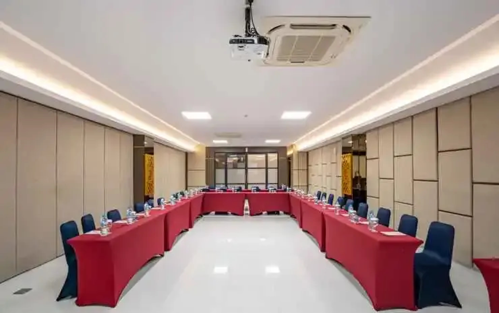 Alimoer Hotel Kubu Raya