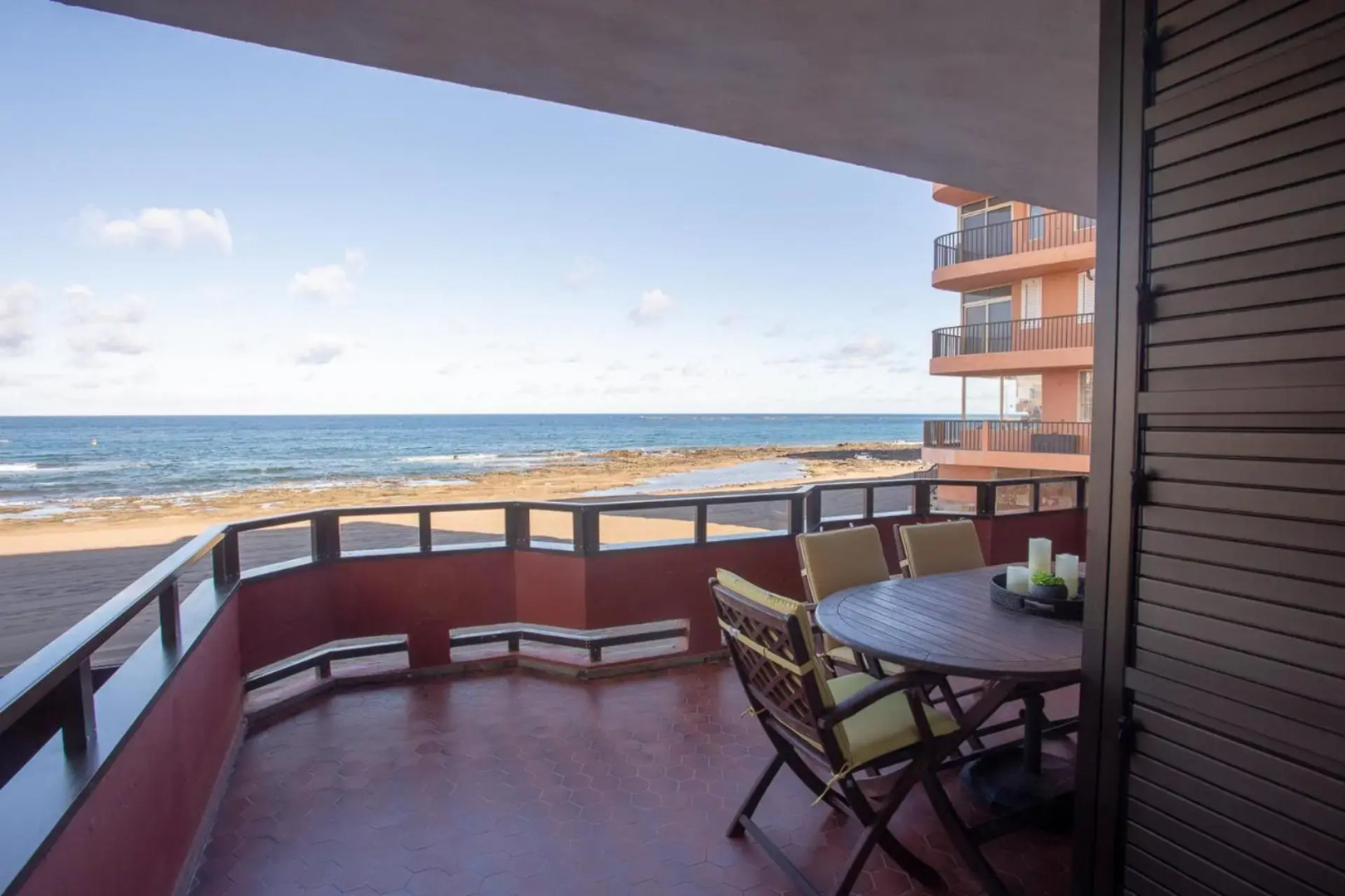 Front line beach with fantastic terrace.