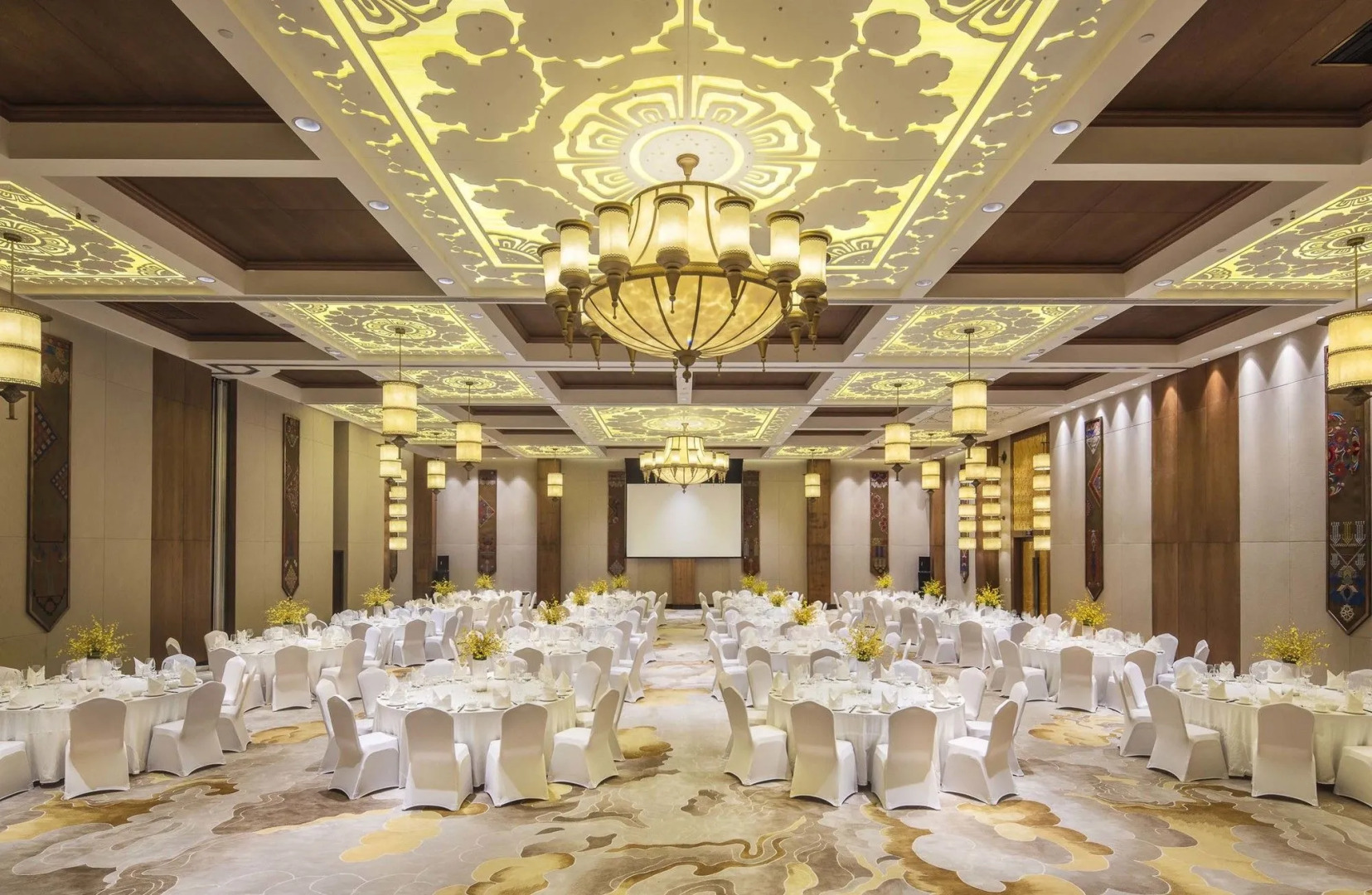 Banyan Tree Jiuzhaigou