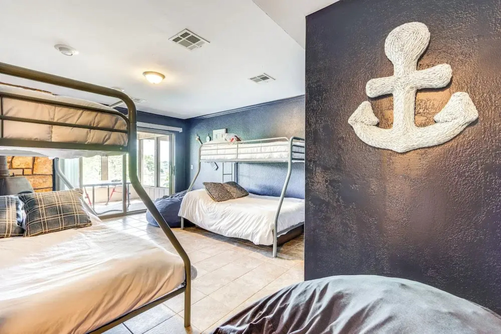 Swim & Boat Docks: Lakefront Gem in Bella Vista!