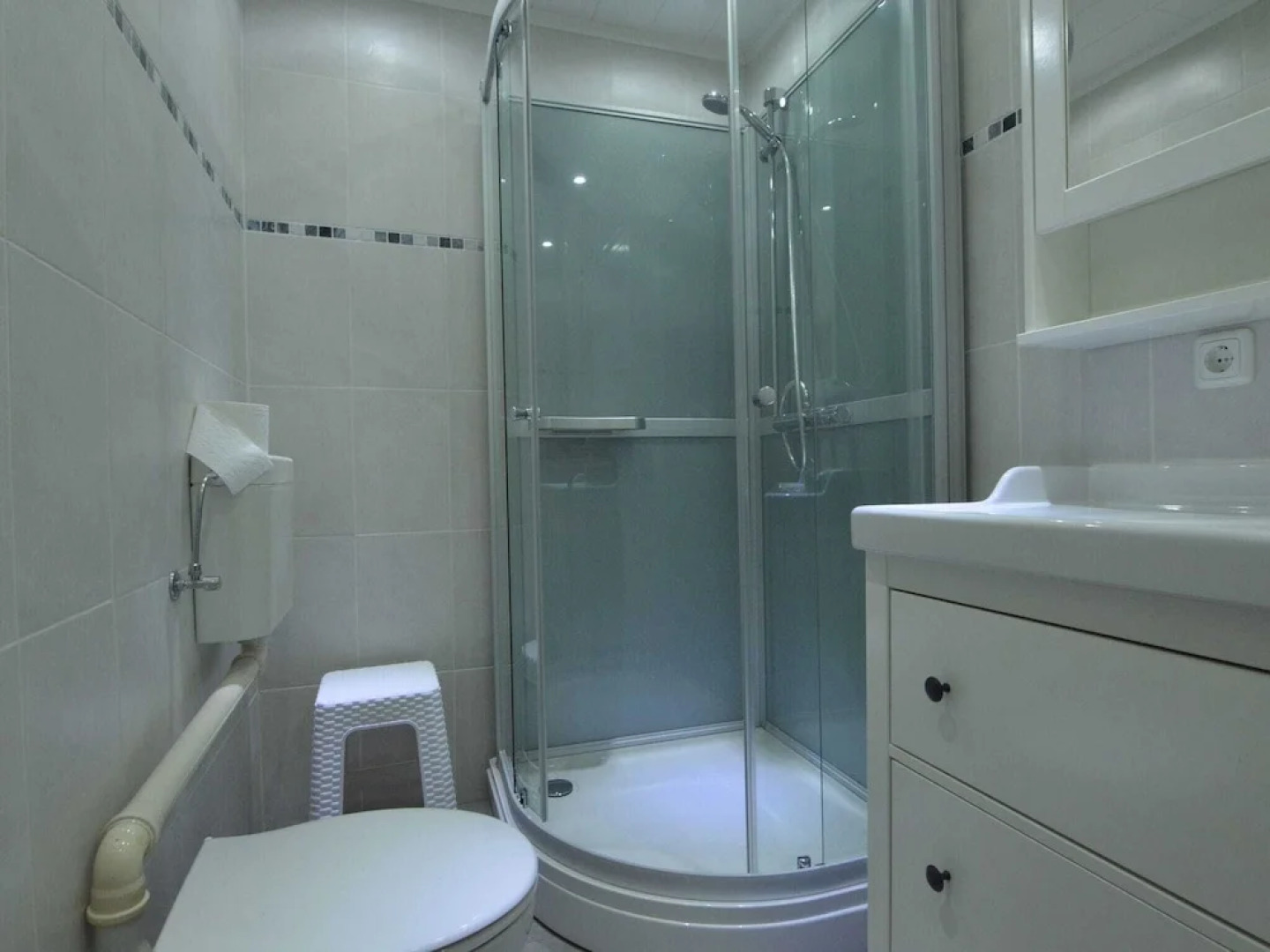 Modern and Comfortable Apartment Close to the Mosel, Shops and Restaurants