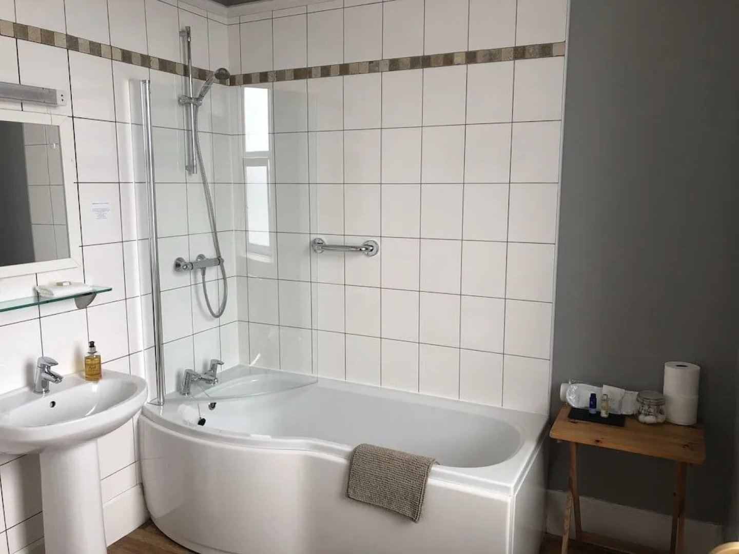 The Bowmore House Bed & Breakfast