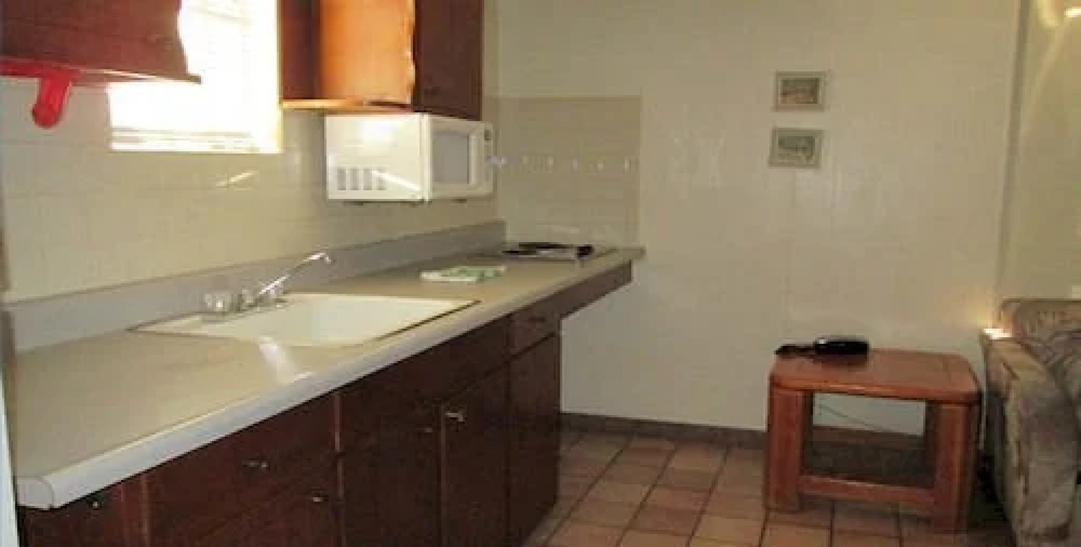 Topaz Inn and Suites