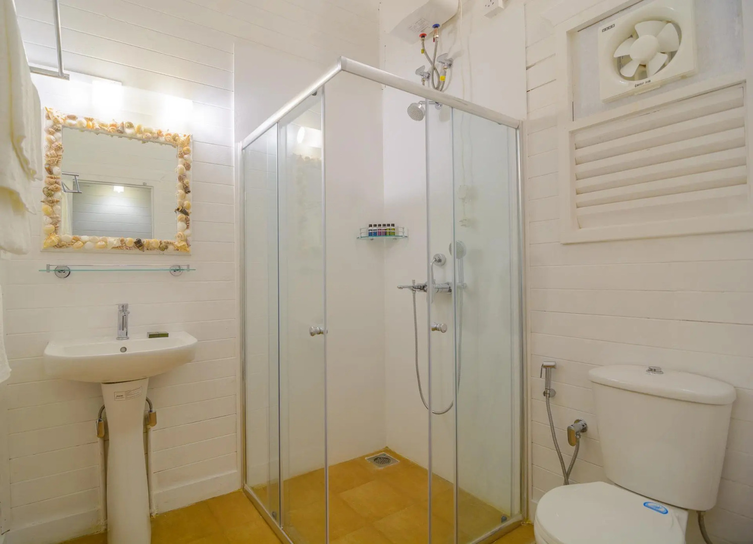 Larisa Resort, Morjim