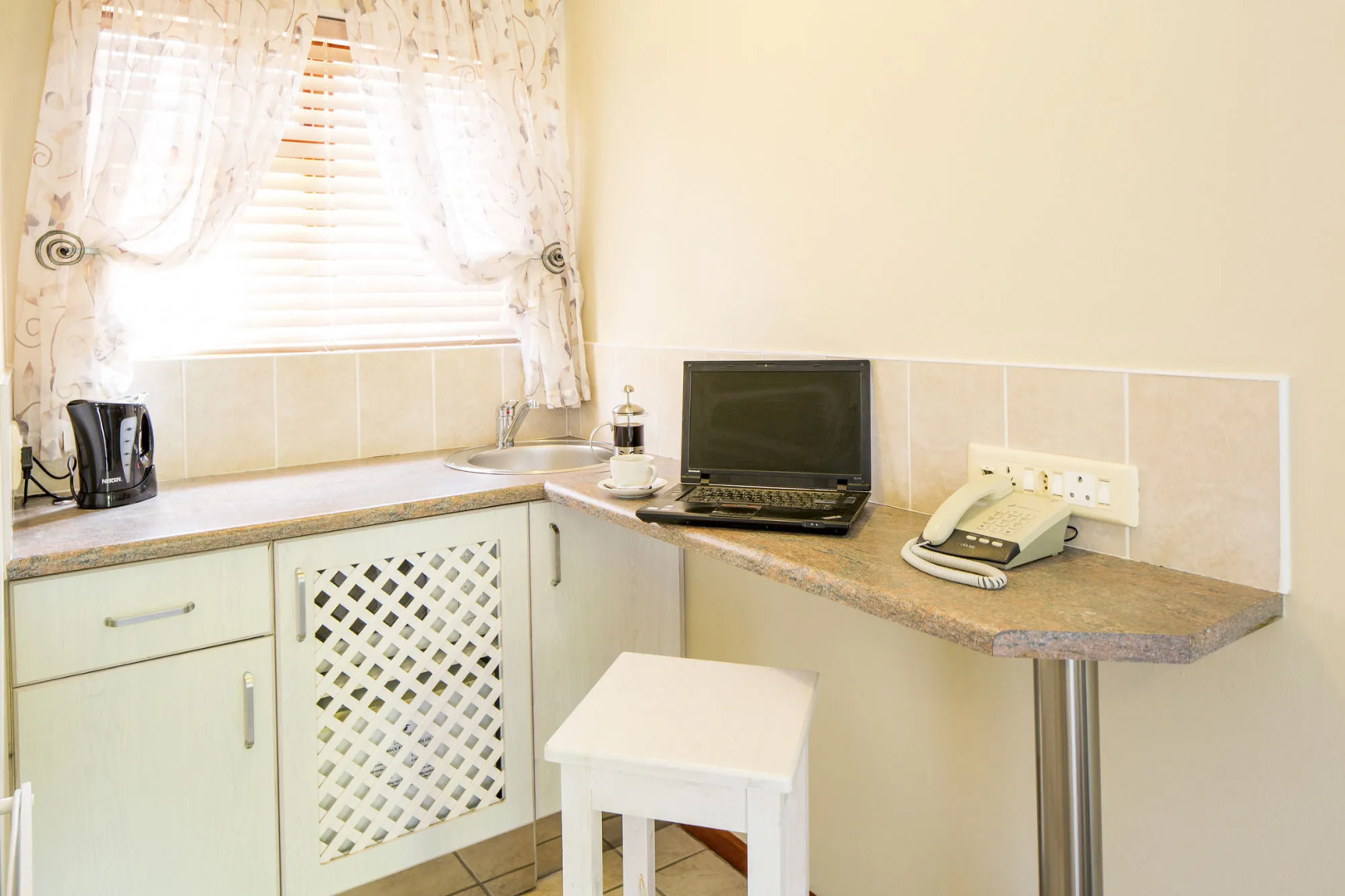 Kingfisher GuestHouse