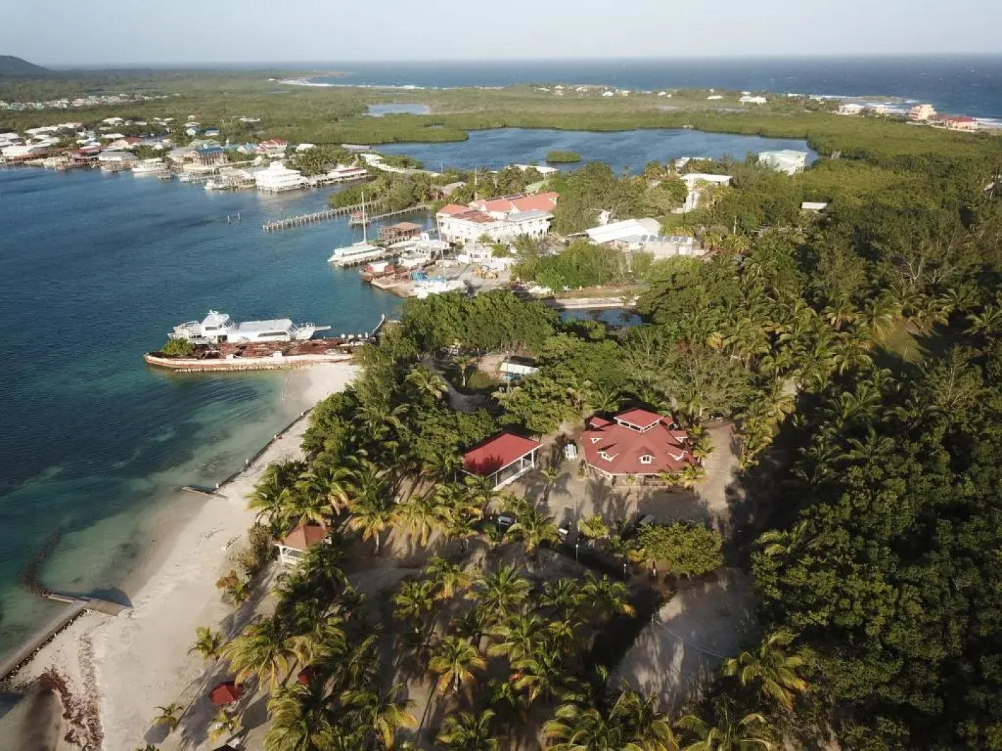 Sea Eye Hotel - Sunset Building