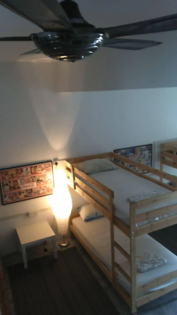 Bed & Bike Backpackers Studio