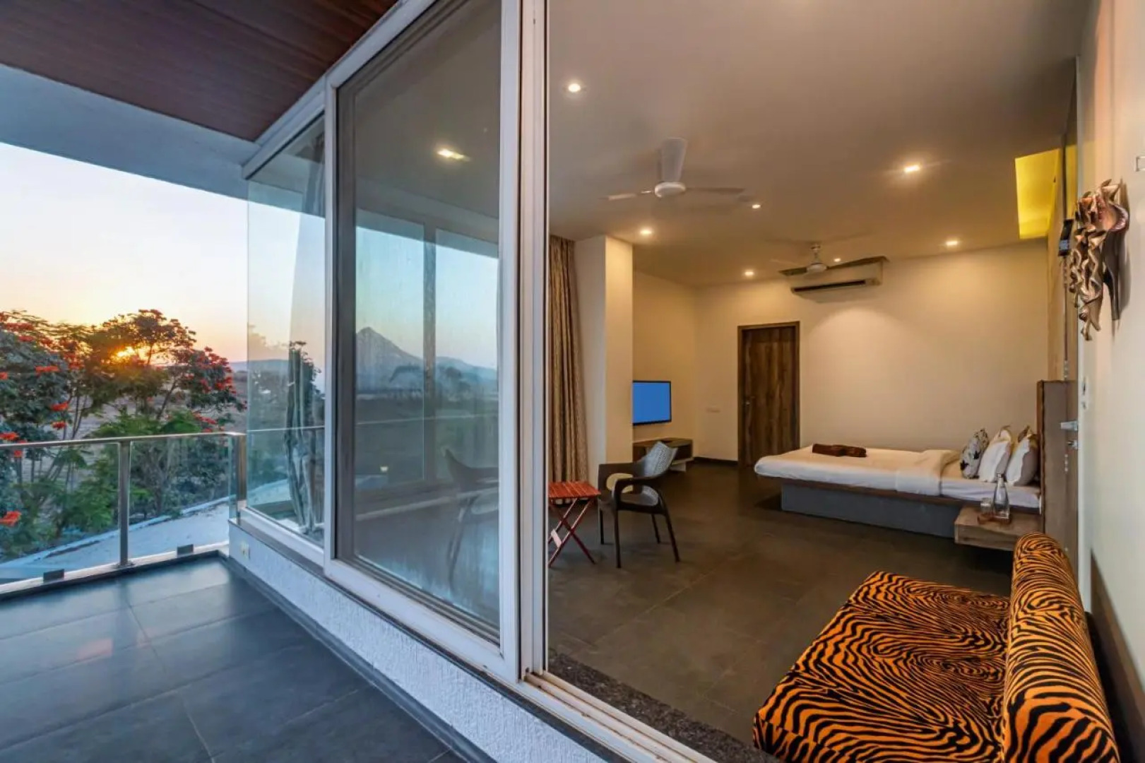 SaffronStays Jannat 100 Percent Pet-friendly villa, Igatpuri