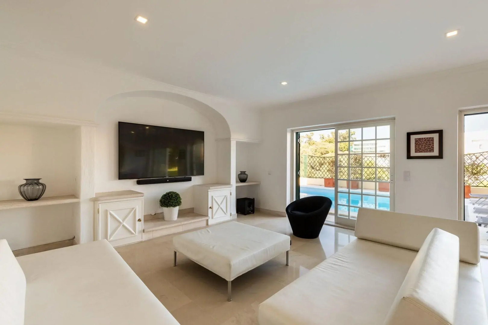 Estoril Luxury Suites & Spa