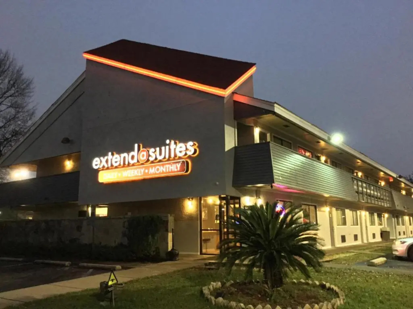 Extenda Suites Mobile North