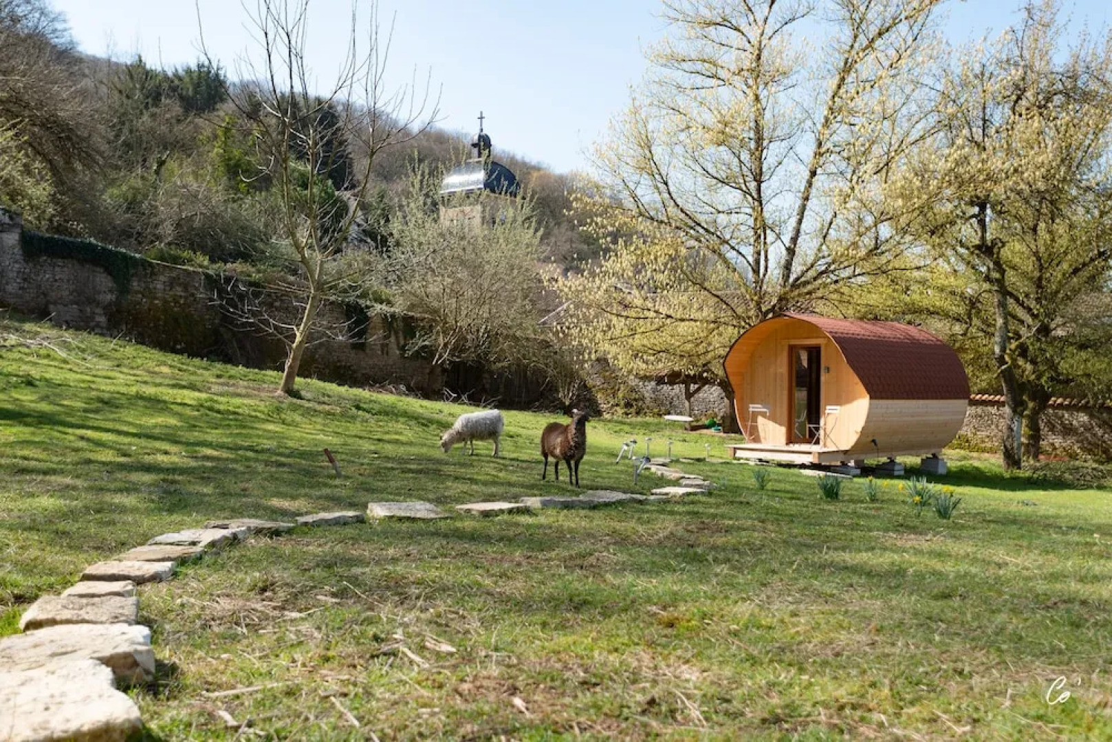 Tonn'Ain Hébergement Ain'Solite