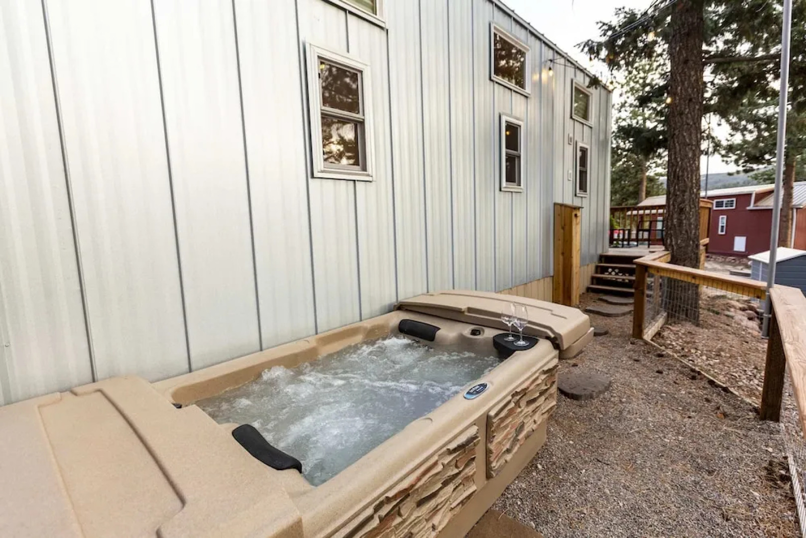 Tiny House! Hot Tub! Pikes Peak & AC