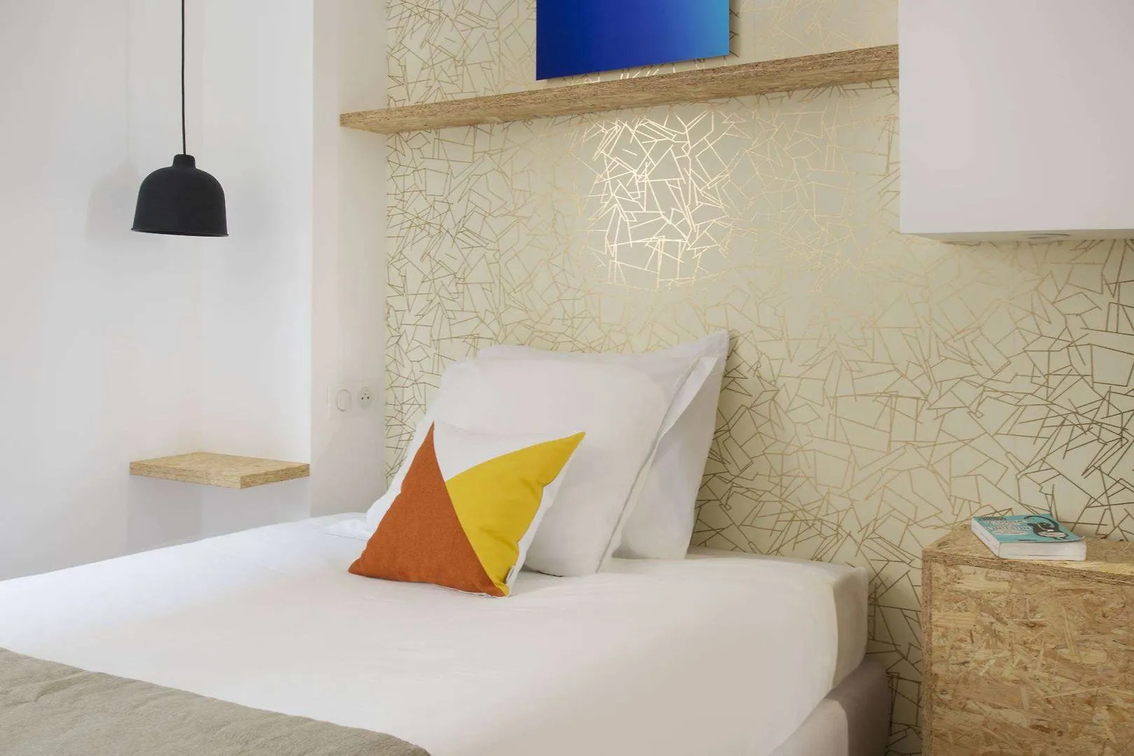 Izzy By HappyCulture