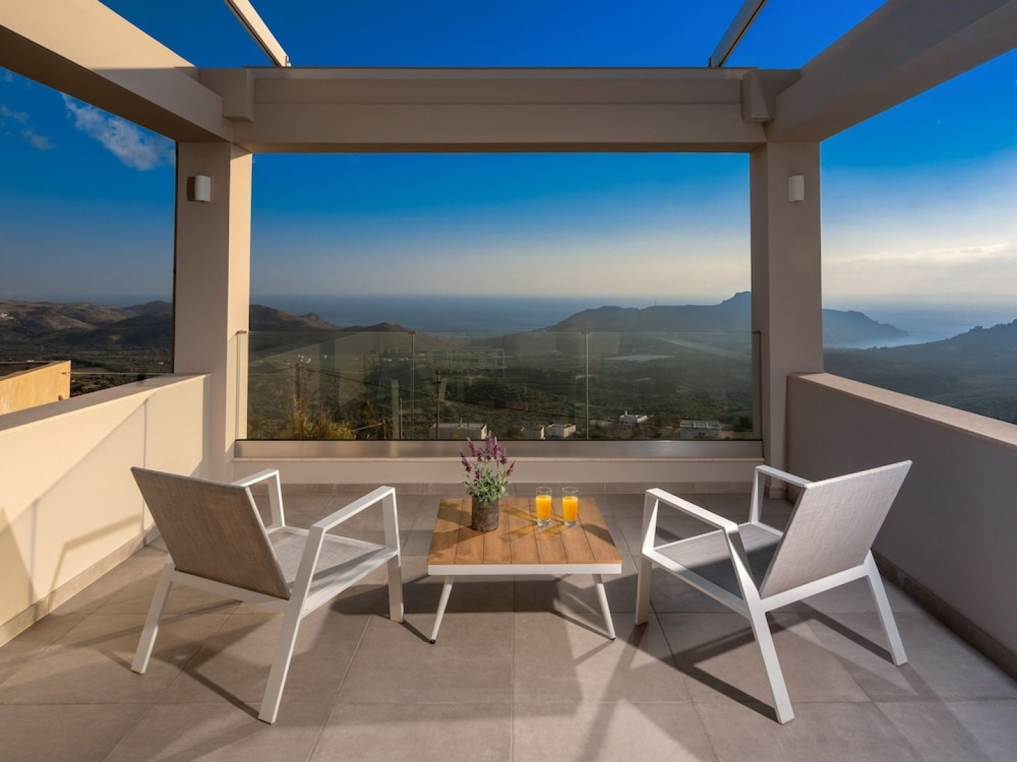 Modern Villa w Private Pool in Plakias, Jacuzzi, Children Area, Ping Pong Table, Walk to Restaurant