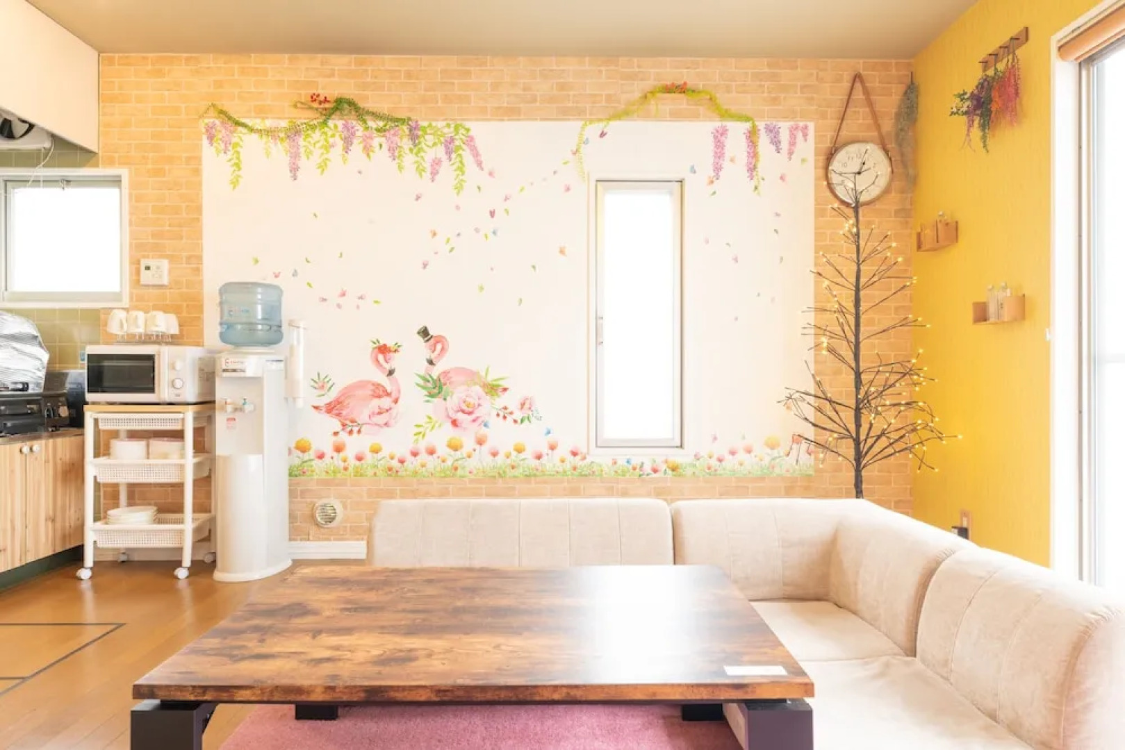 Martians Hotel Hayakawa