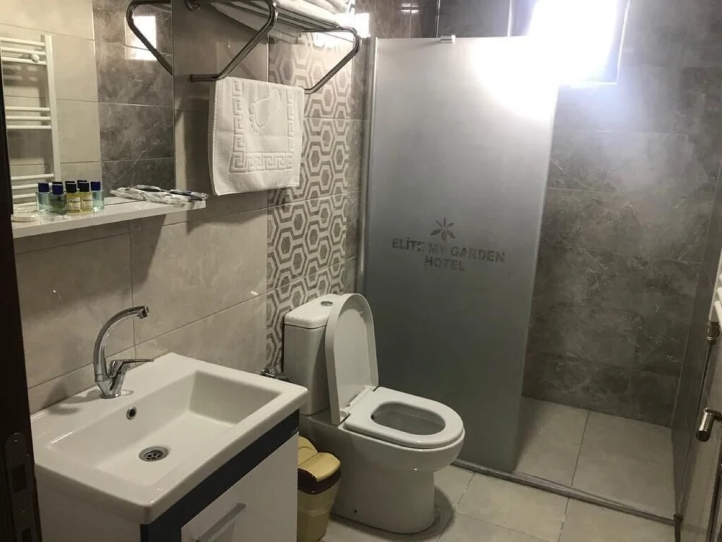 Elite My Garden Hotel