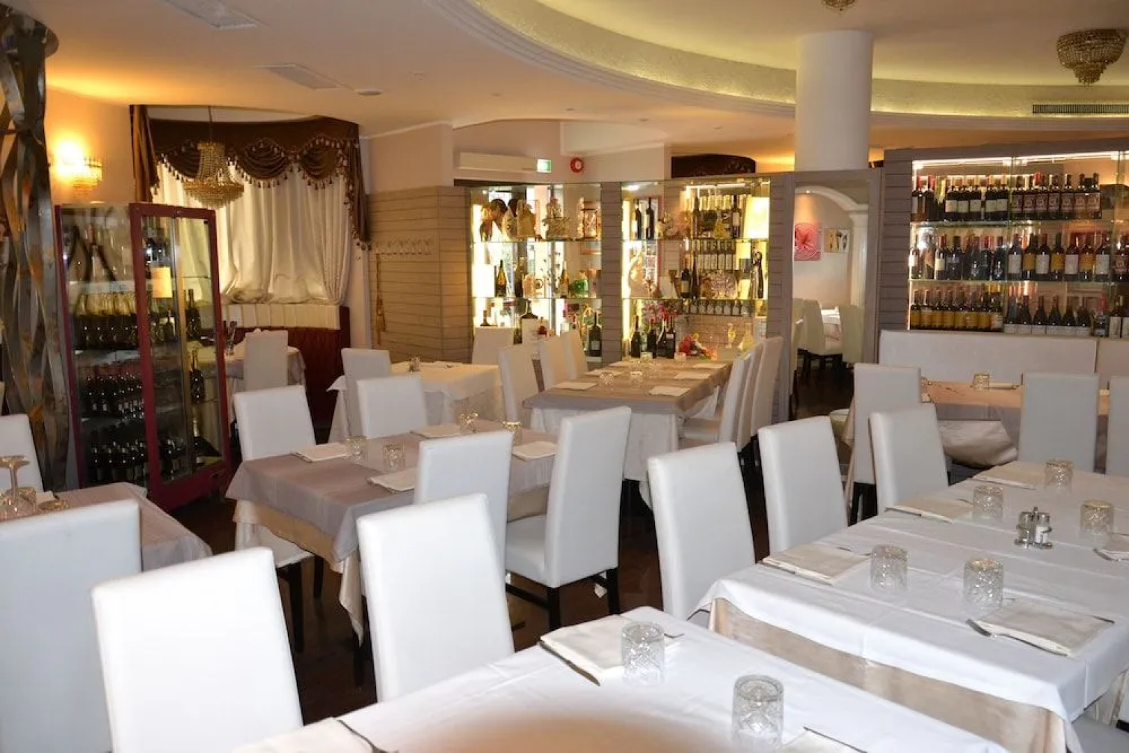 Hotel Shangri-La