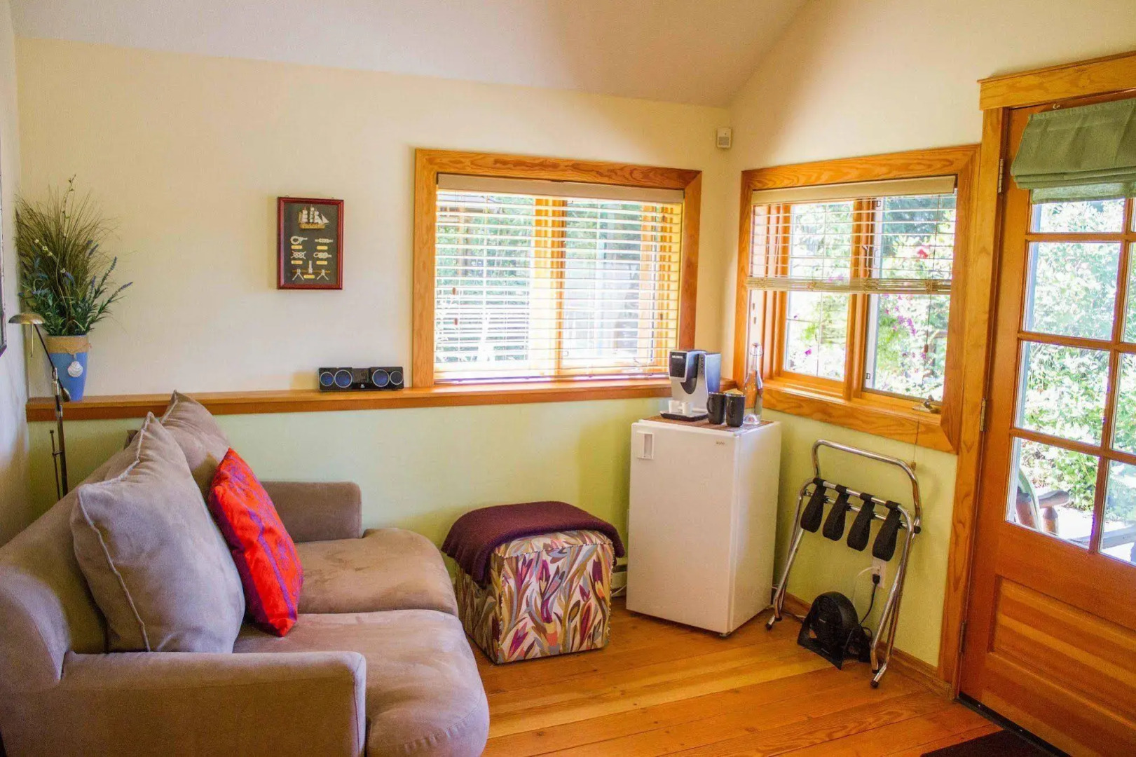 Tranquility Bay Waterfront Inn