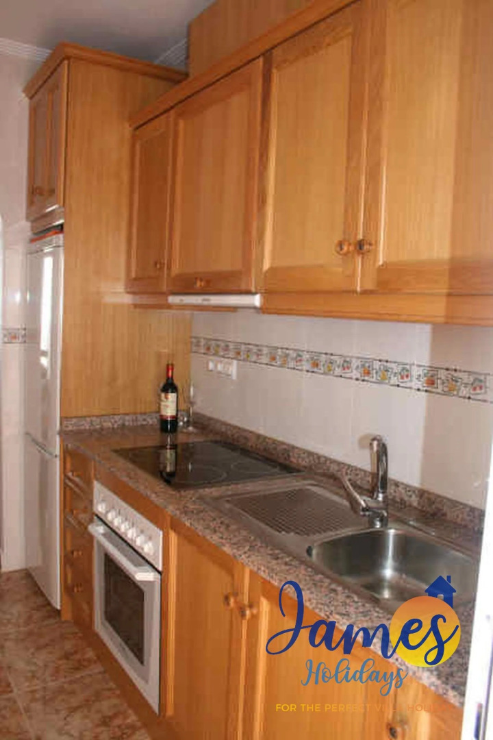 La Cinuelica R14 grd flr apt overlooking pool L124