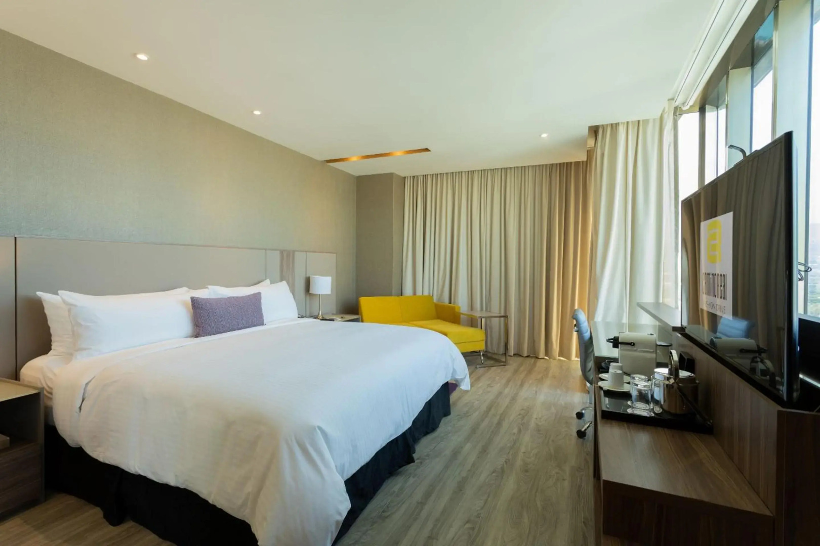 Camino Real Fashion Drive Monterrey