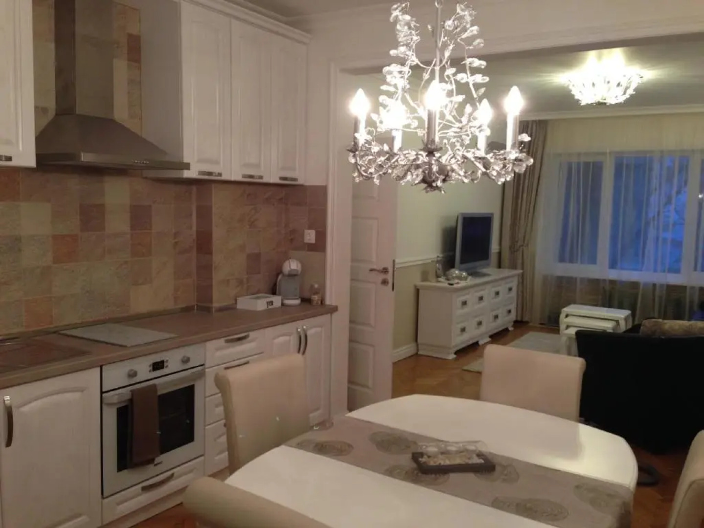 Apartment Antique Theatre