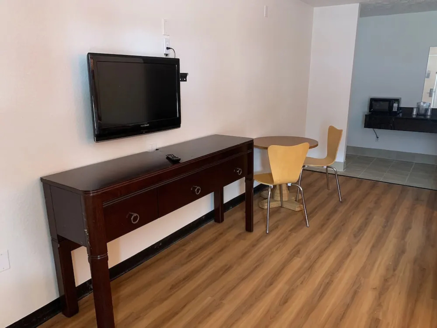 Super 8 - North Lima OH