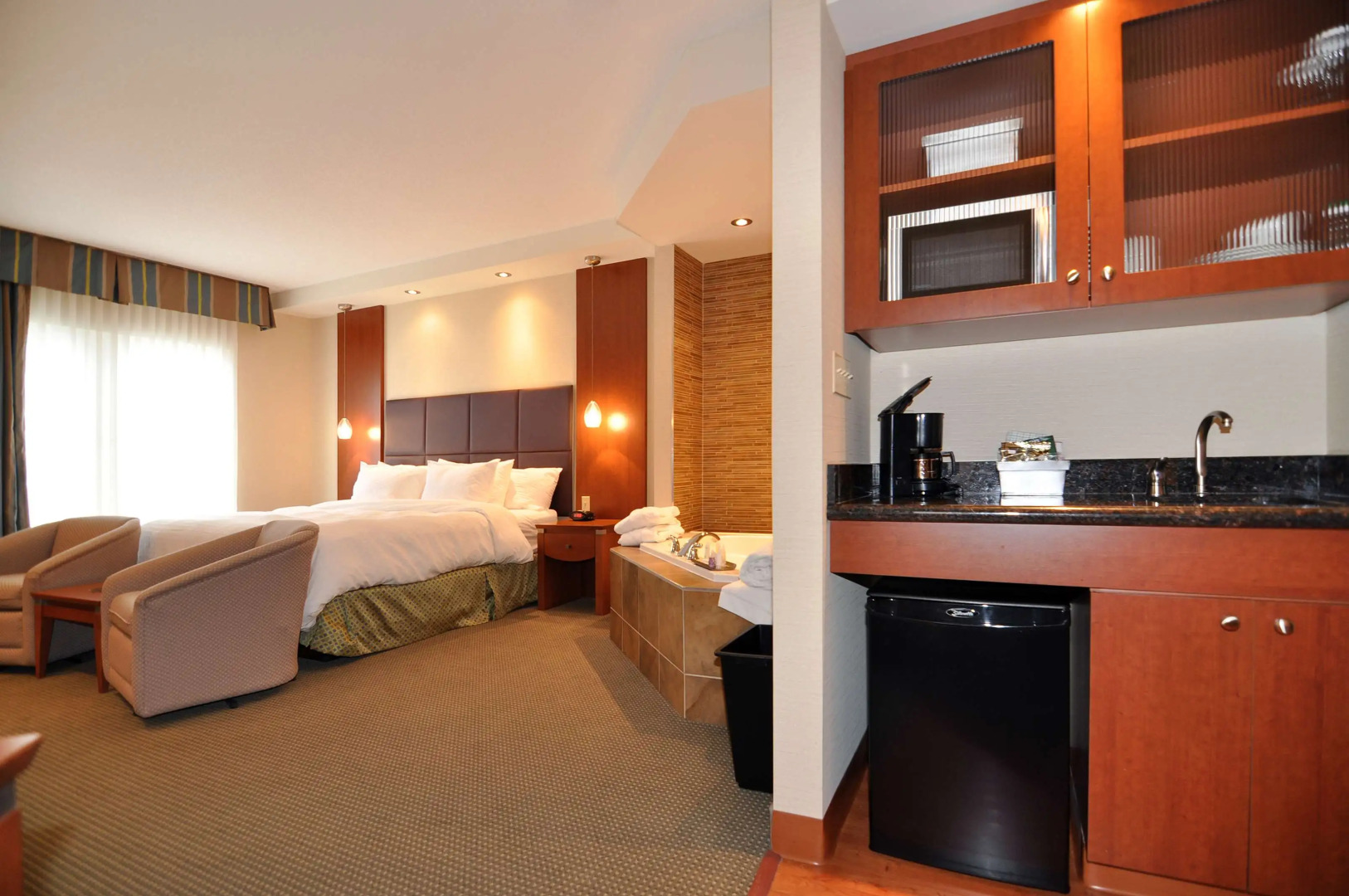 Best Western Plus Orangeville Inn & Suites