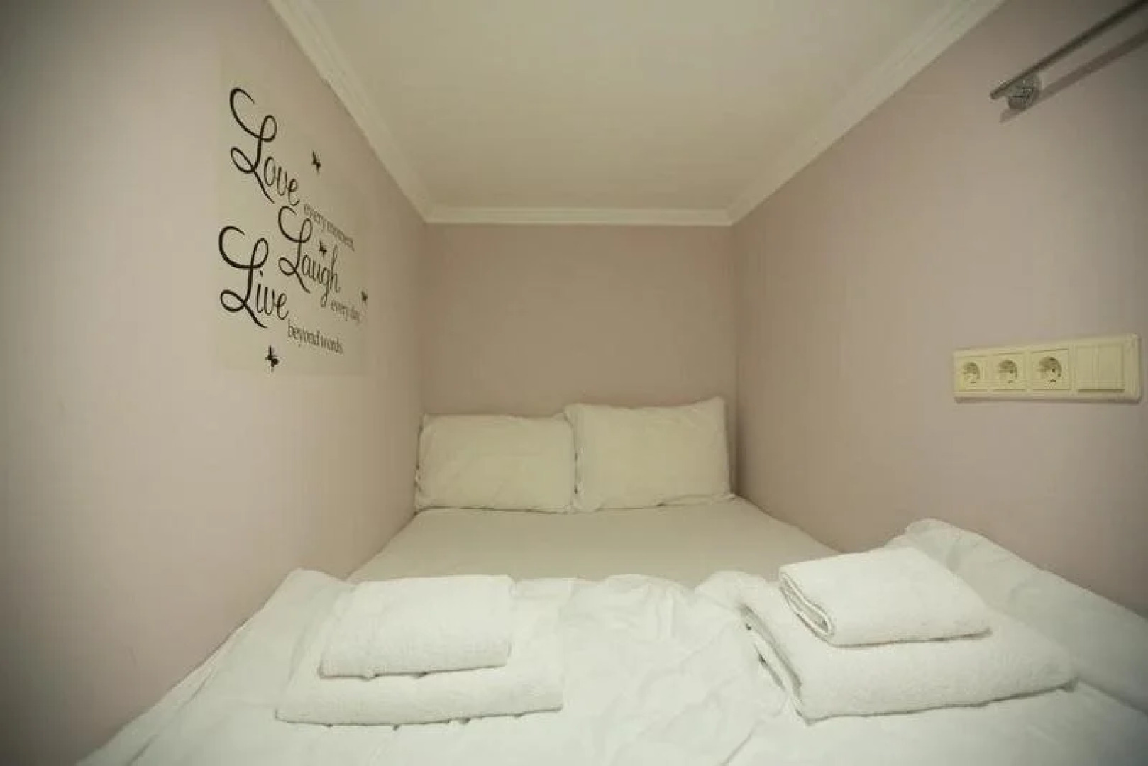 Capsule Hotel InterQUBE Chistye Prudy