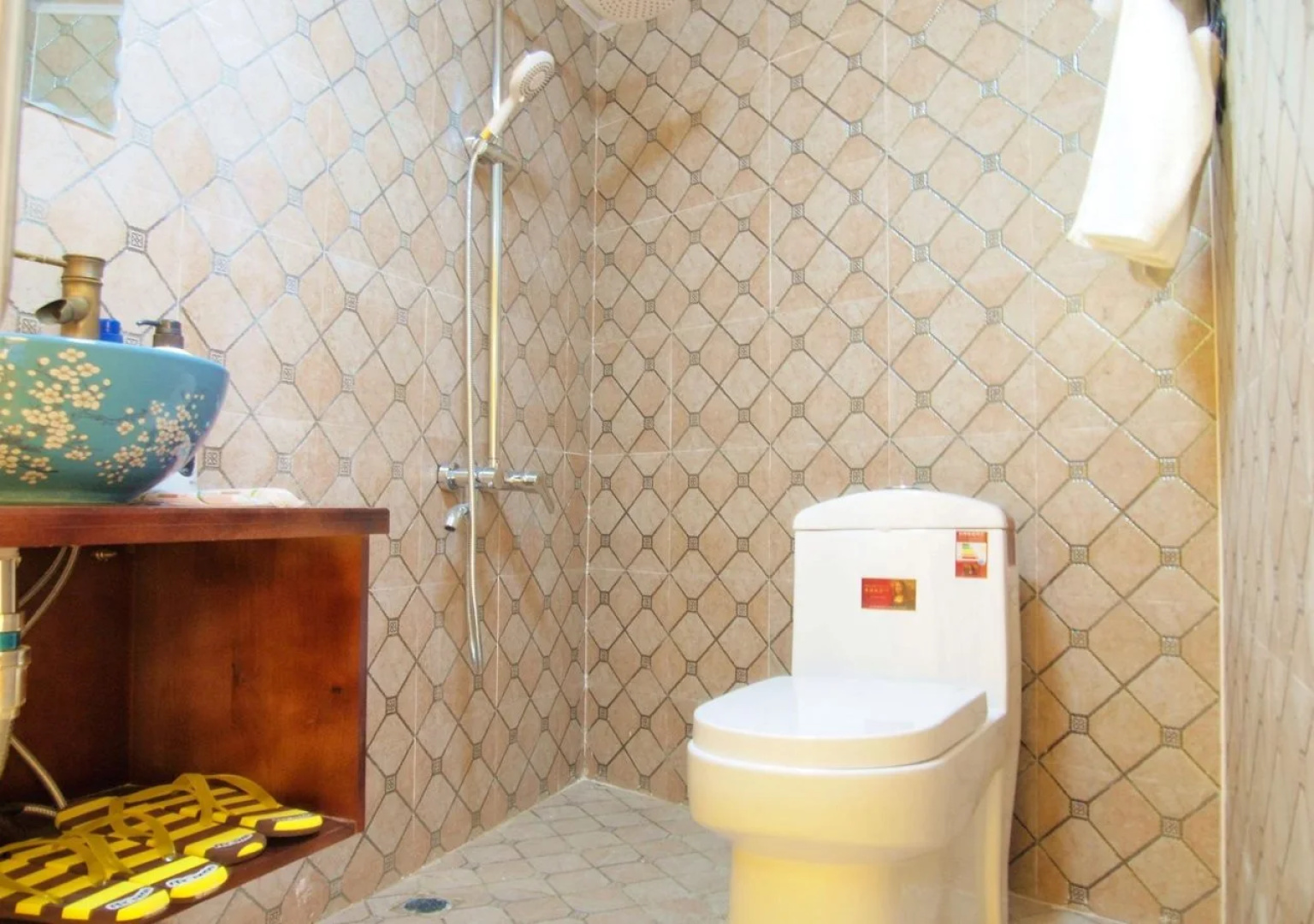 Lijiang Kelsang Hostel