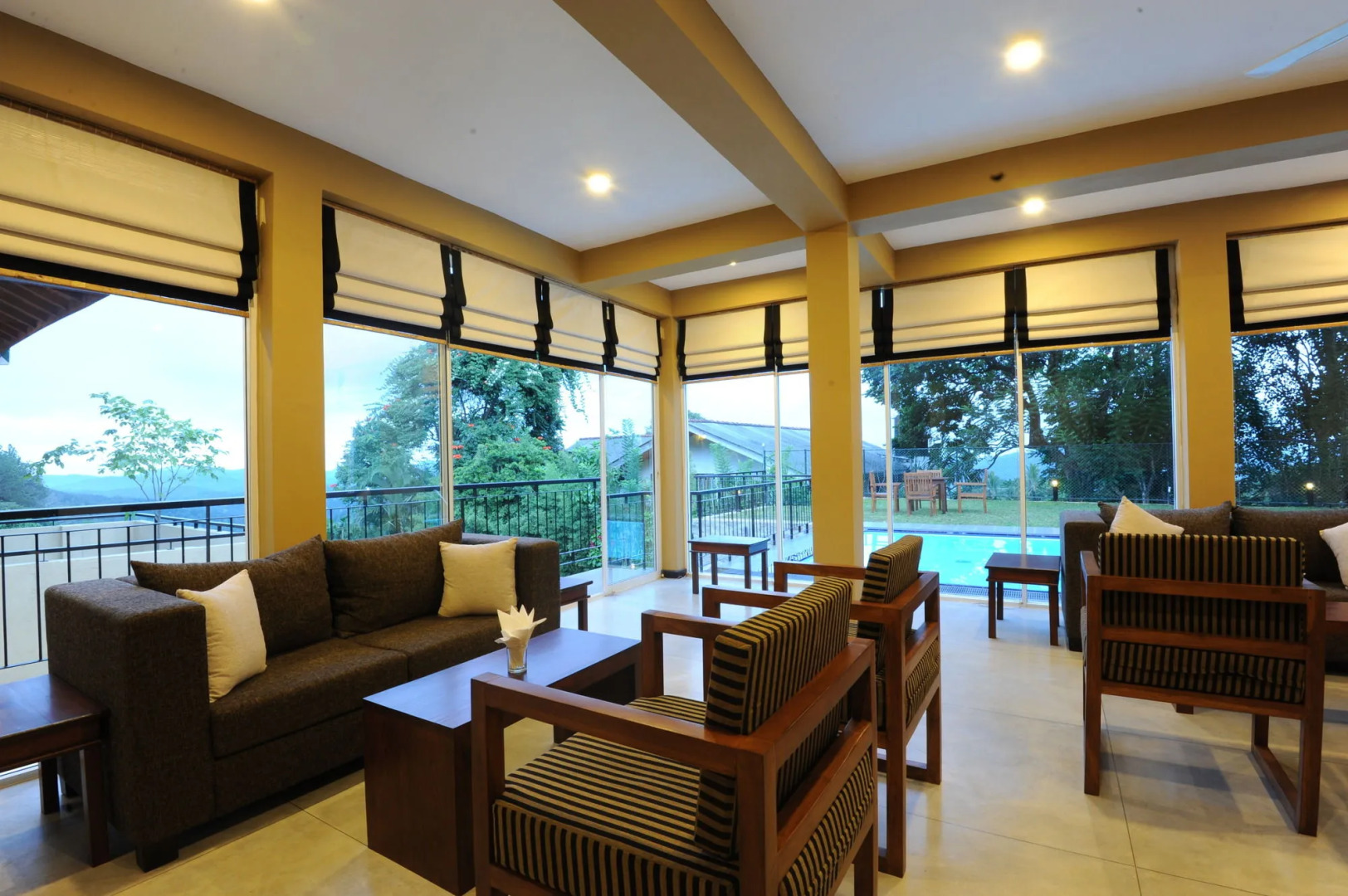 Отель Melheim Kandy Villas