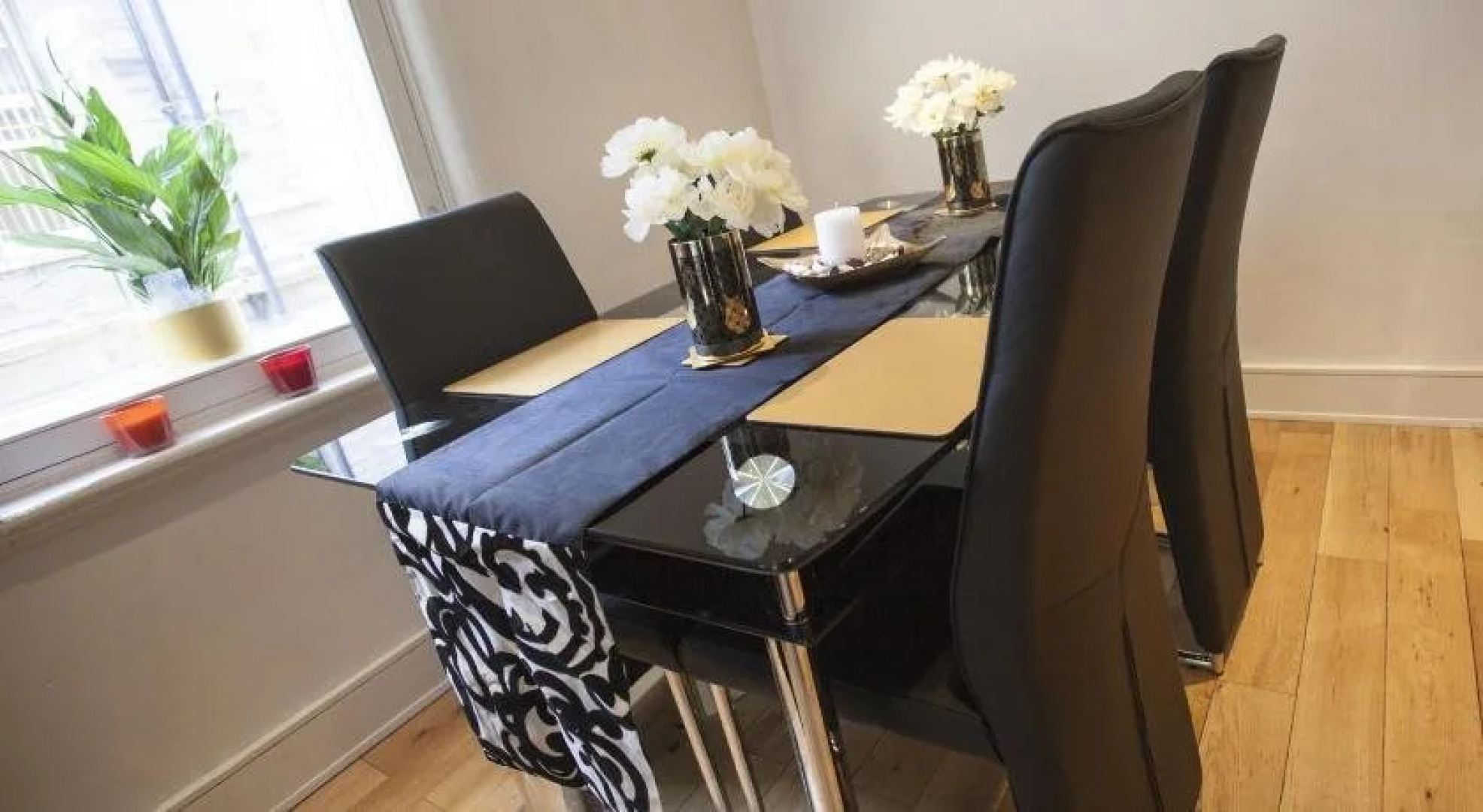 Lux Aparts Huddersfield Central