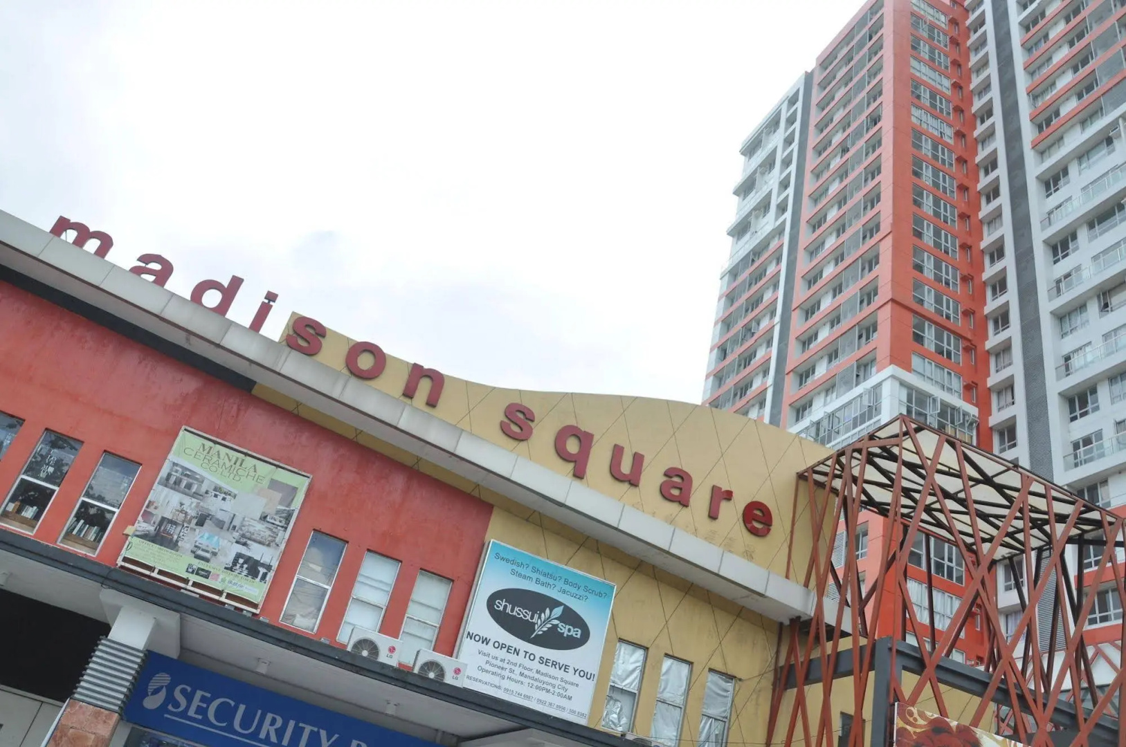 Sunshine City Suites