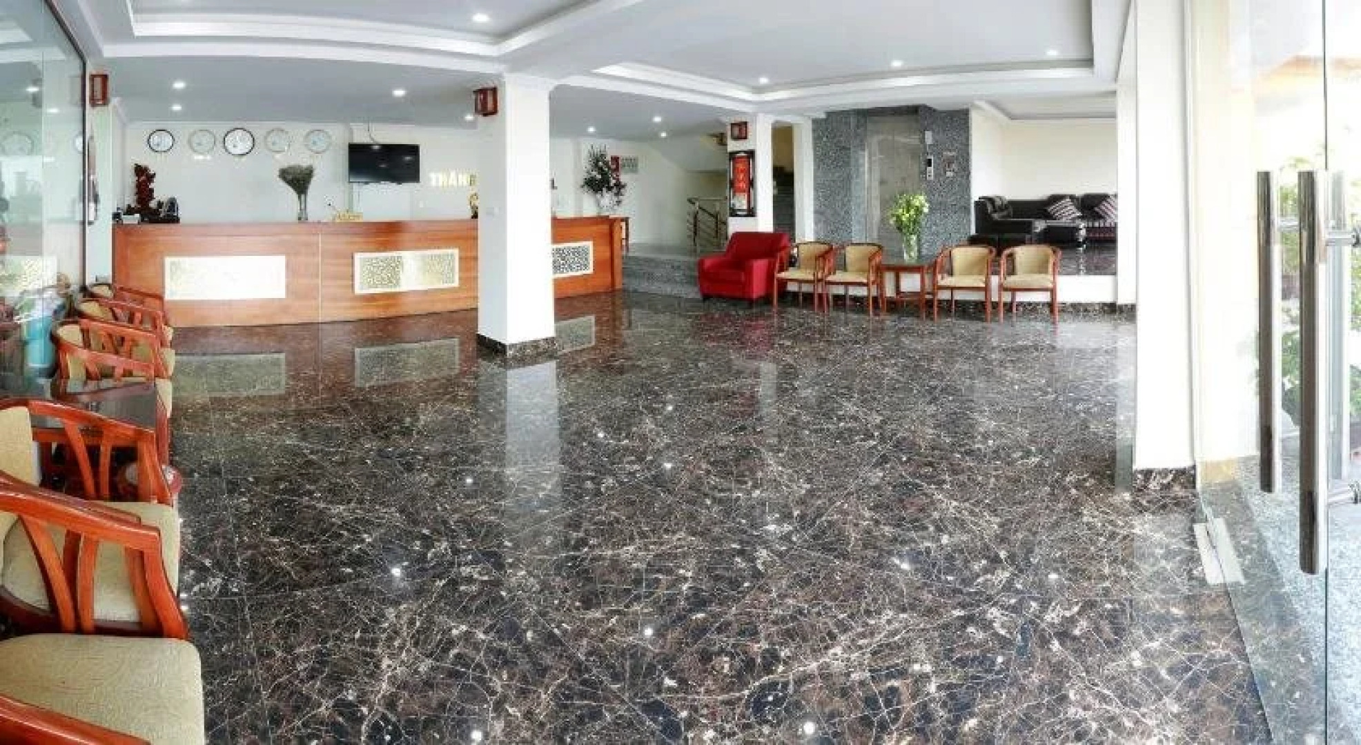 1001 Nights Hotel 27 Huong Tram