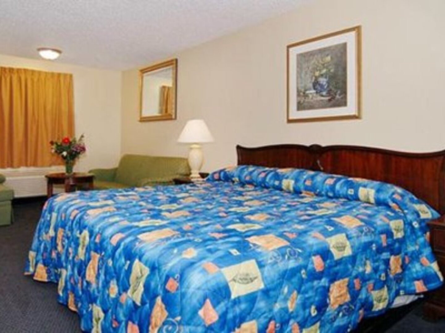 Econo Lodge Inn & Suites of Bossier City