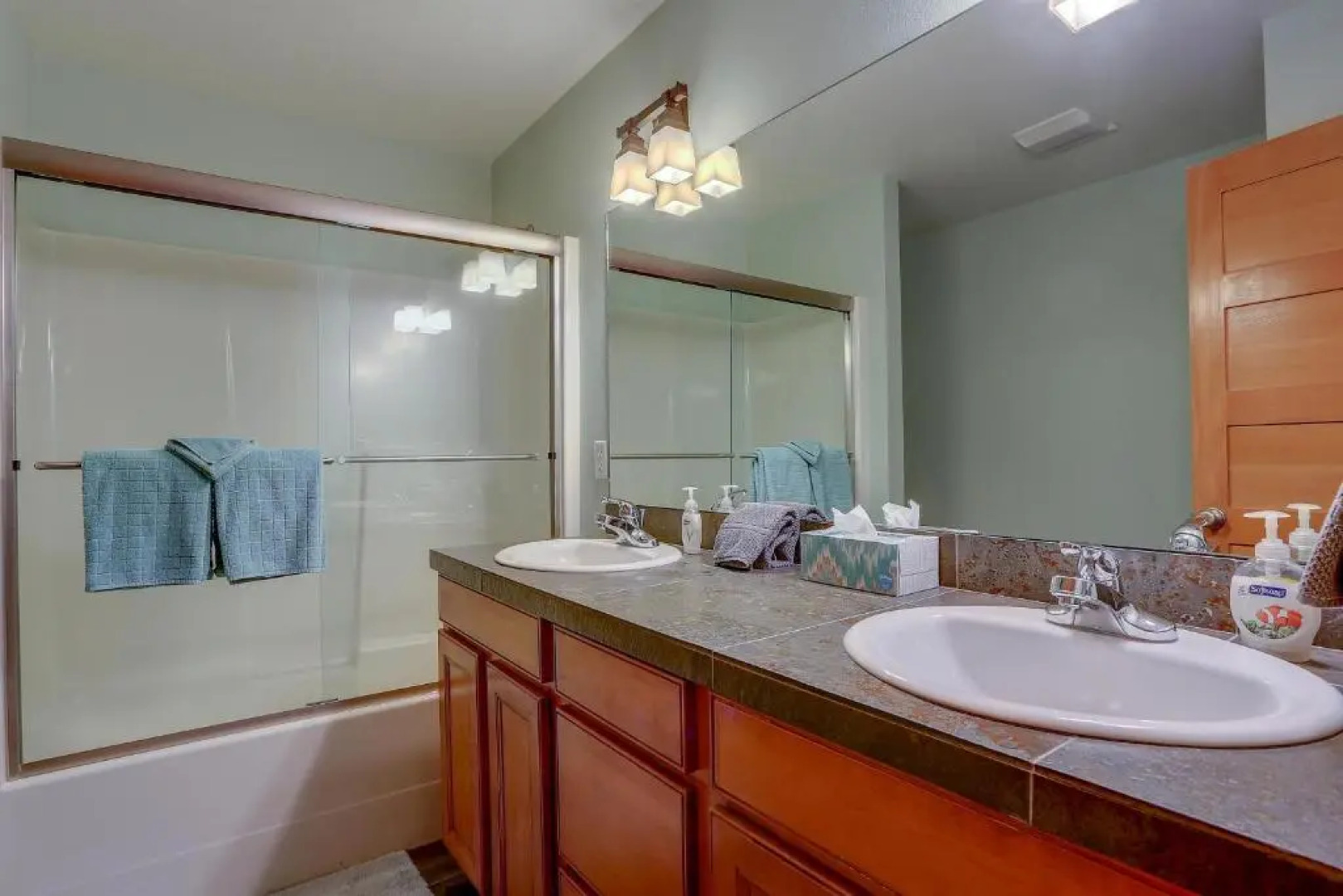 Spacious B2 Townhome with Fireplace and BBQ on the Deck by RedAwning