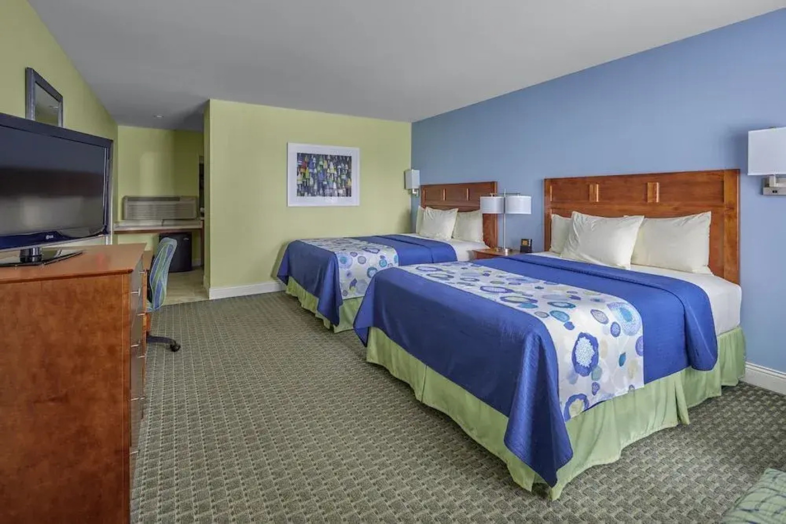 Ogunquit - The Milestone