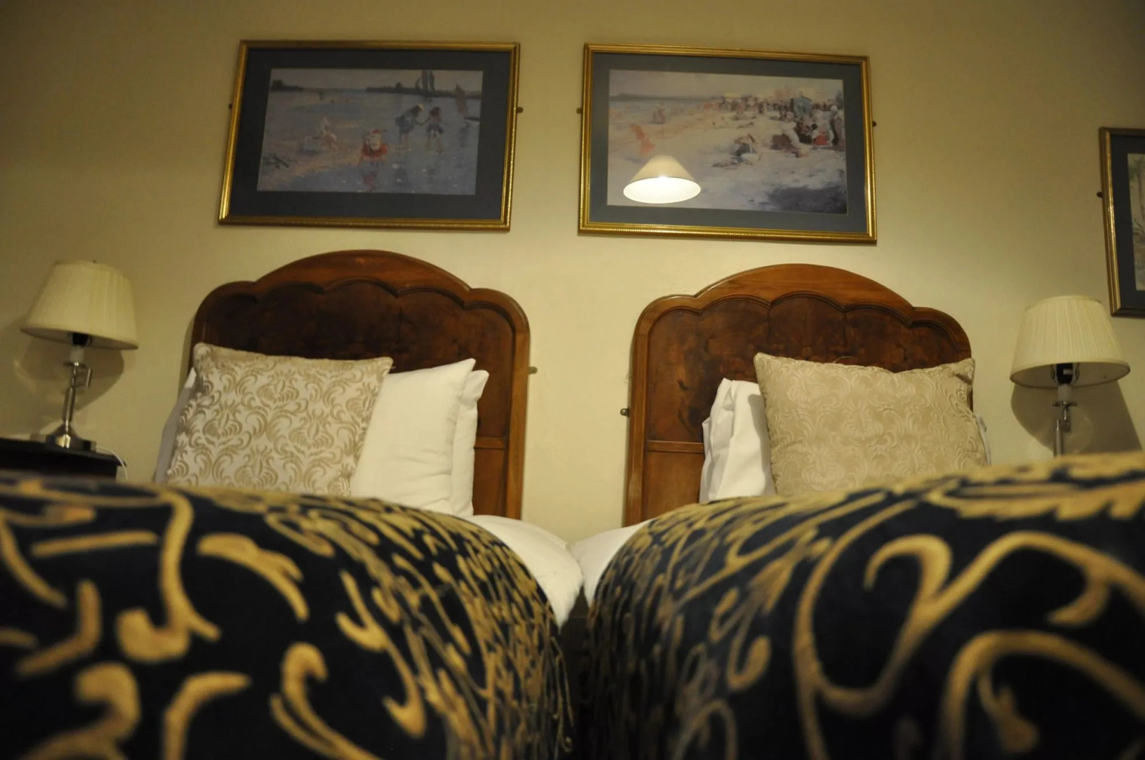 The Greyhound Inn Taunton