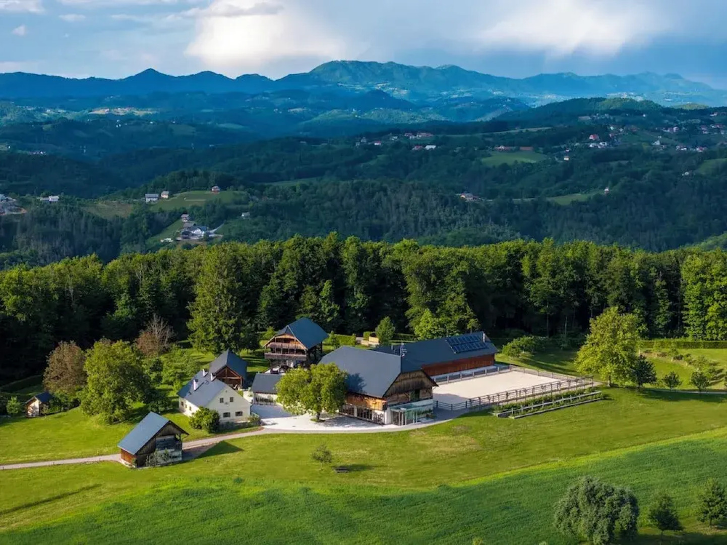 Posestvo Pule Equestrian Estate