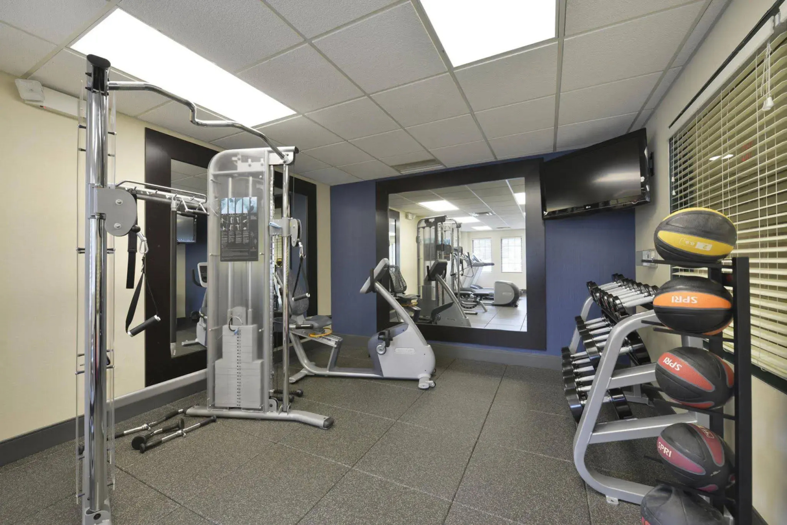 Hampton Inn East Aurora