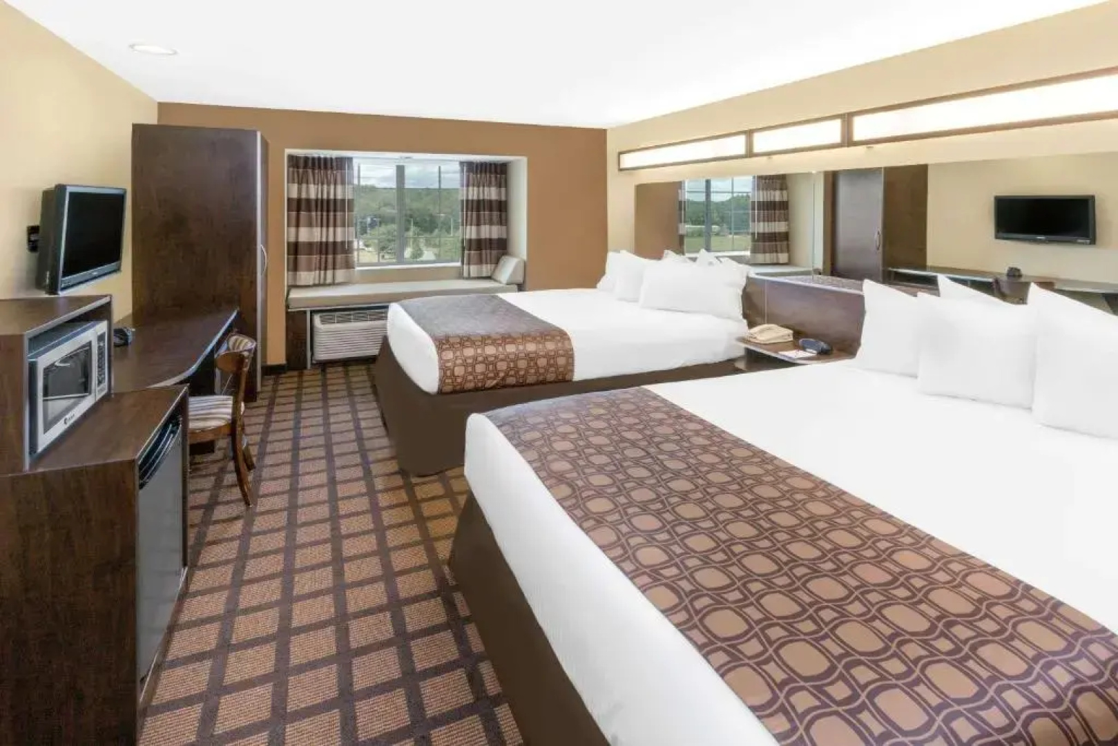 Microtel Inn & Suites Ozark