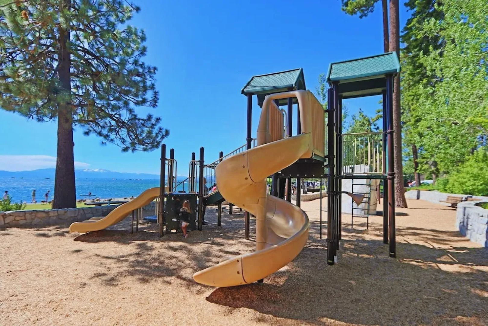 Aplin Base Camp House 3 Bedrooms 2.5 Bathrooms Home