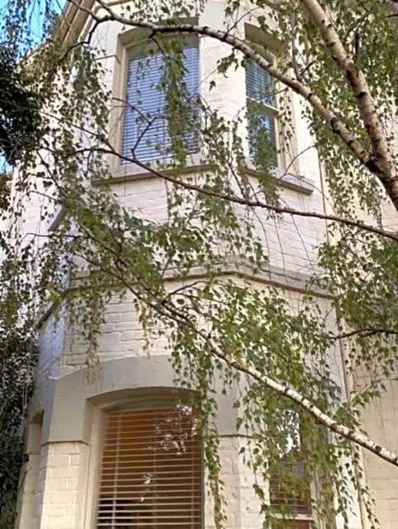 Te Rata House - All 6 Rooms